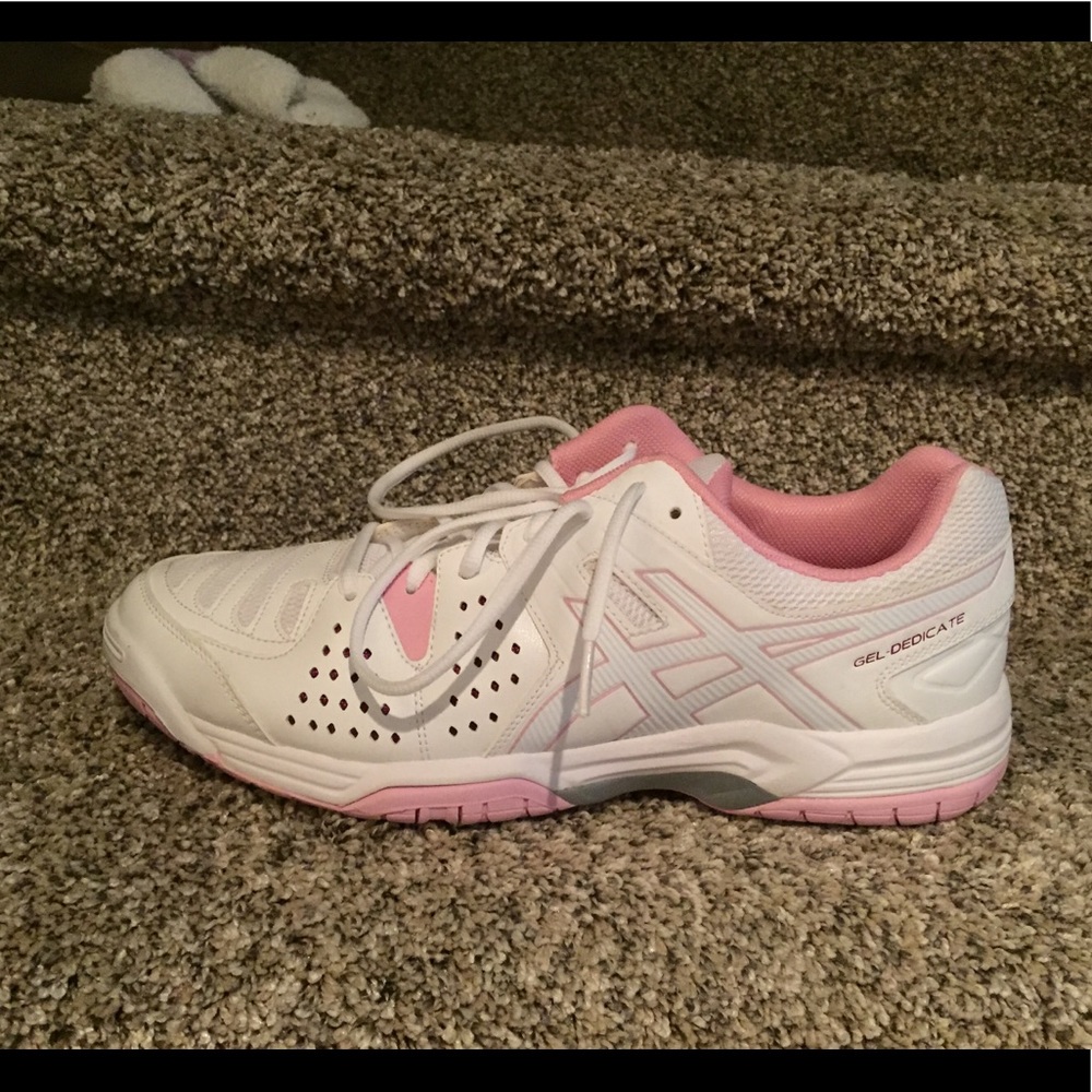 Women’s Asics Gel Dedicate leather sneaker